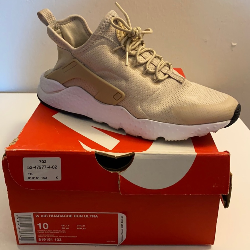 Women’s Air Huarache Run Size 10